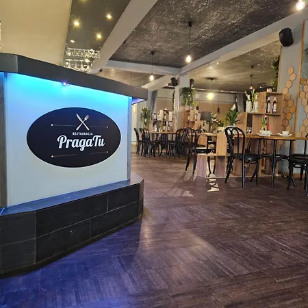 Hit מלון ורשה