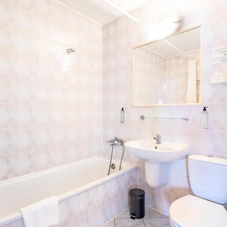 מלון Hit ורשה