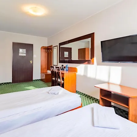 Hit Hotel