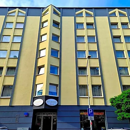 Hotel Hit 3*