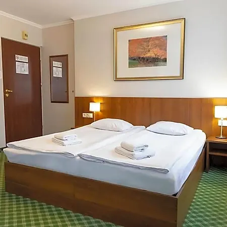 Hit Hotel Warsaw