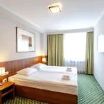 Hotel Hit Varsóvia