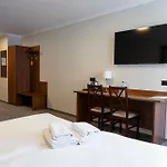 Hit Hotel Varsóvia