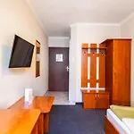Hit Hotel 3*